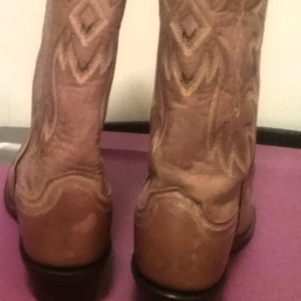 Old West Distressed Snip Toe Boots